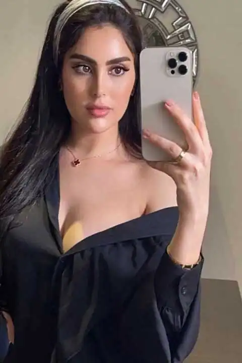 Surbhi Instagram Influencer Call Girl in Goa